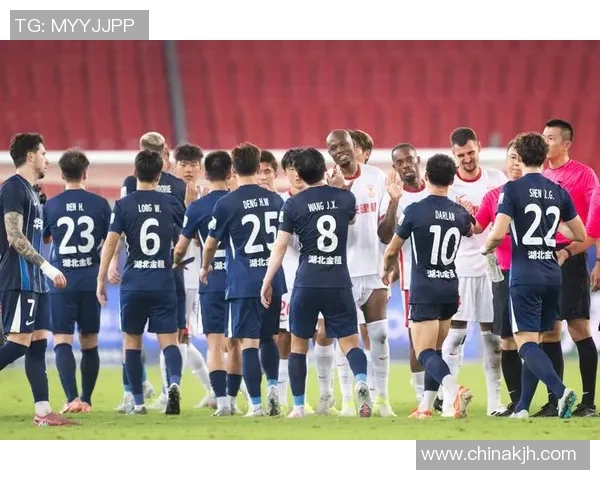 武汉足球队的节奏揭秘：激情与梦想交织的绿茵传奇